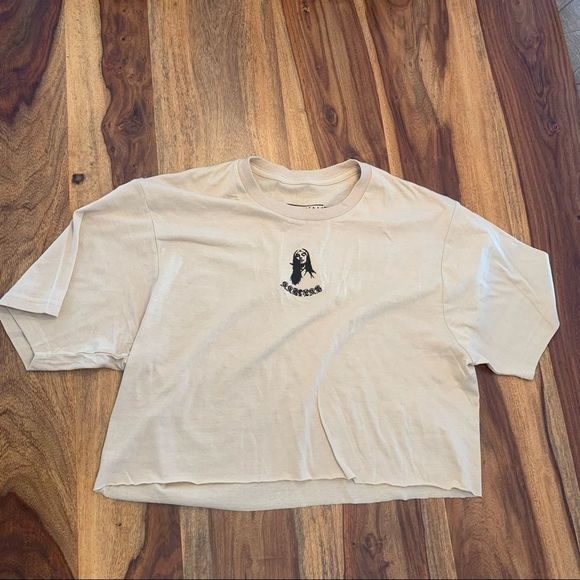 AALIYAH CROP TOP SIZE LARGE - Picture 2 of 8